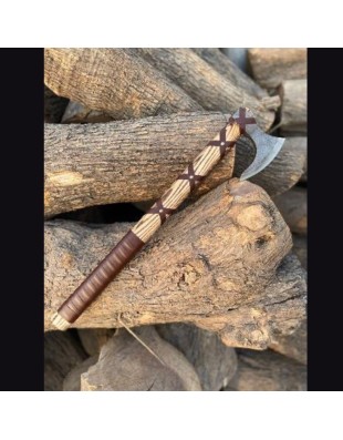 Hache viking avec manche décoré en cuir - la Forge des Chevaliers®