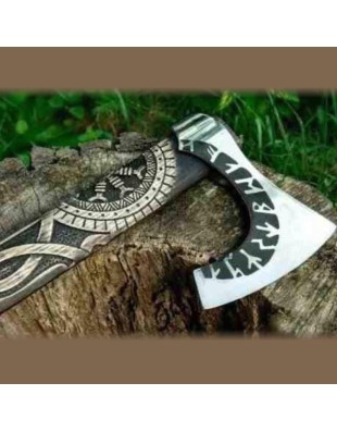 Hache Viking gravée et manche sculpté - La forge des Chevaliers®
