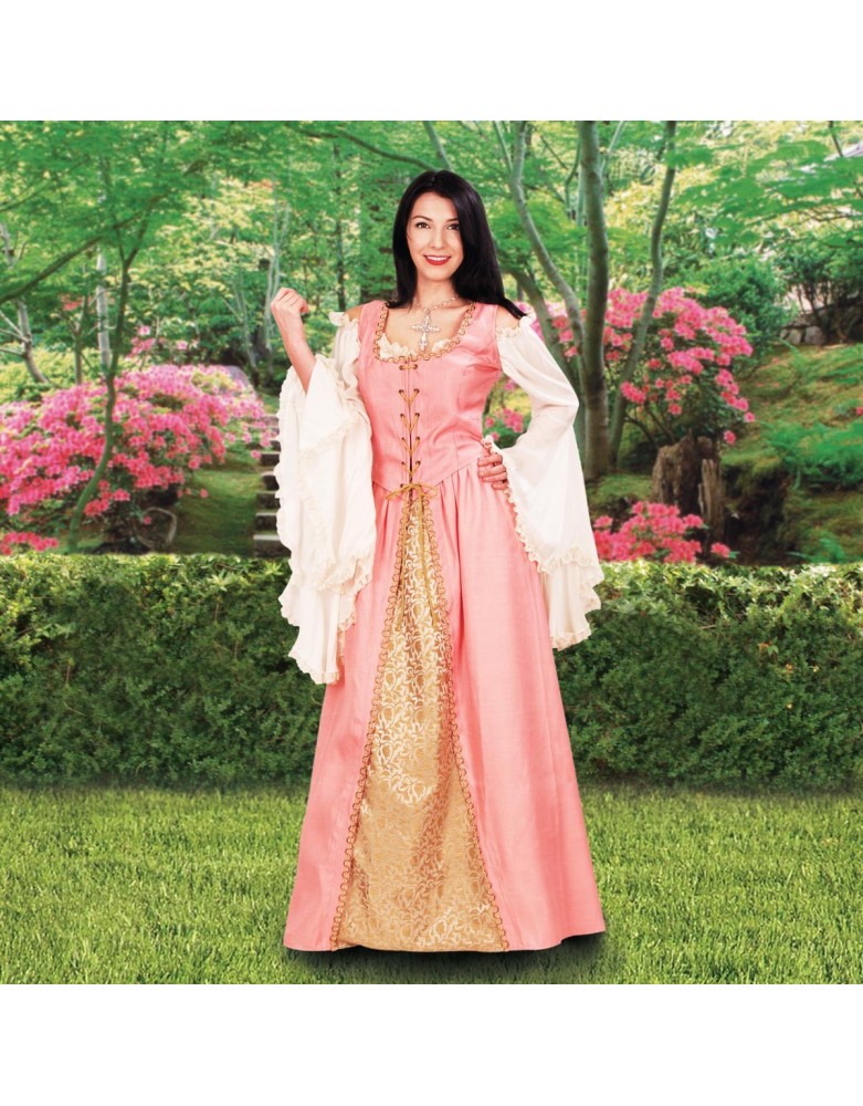 Robe médiévale noble Avington rose avec jupe brocart doré portée par femme
