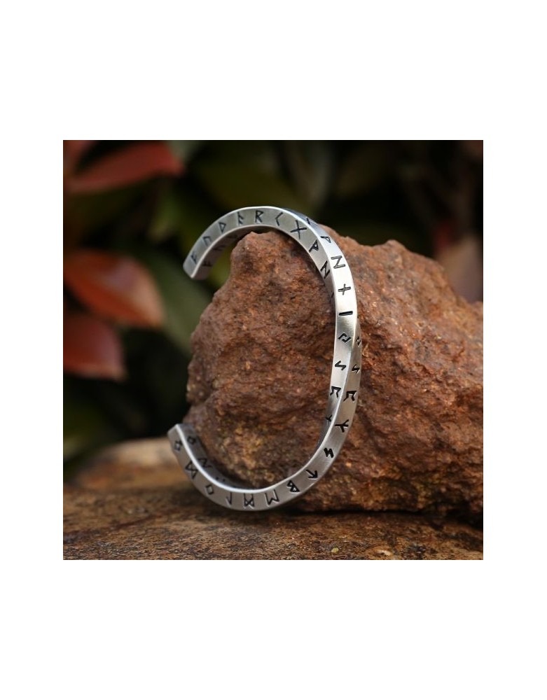Bracelet runique viking en acier inoxydable – Runes gravées