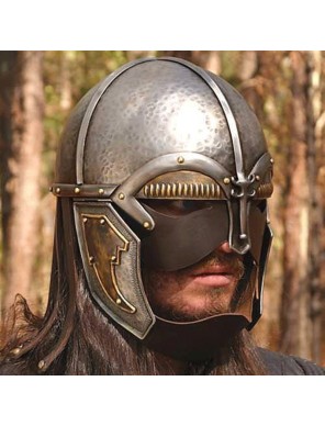 Casque Barbare en Acier avec Masque en Cuir – Finition Vieillie