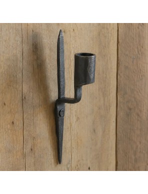 Bougeoir Mural Médiéval Artisanal en Fer – 17 cm