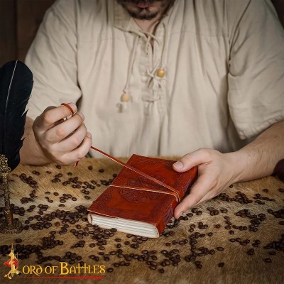 Journal Médiéval en Cuir de Buffle Gaufré – 110 Pages Artisanales