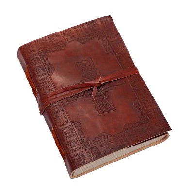 Carnet Celtique en Cuir – Croix et Arbre de Vie en Relief