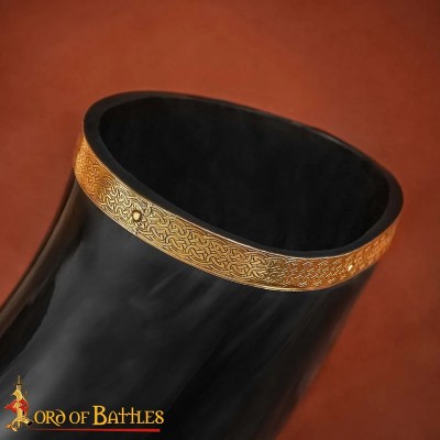 Cor Viking en Véritable Corne de Bœuf et Laiton – Clairon Artisanal