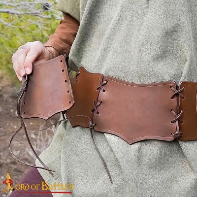 Ceinture Médiévale Large en Cuir – Boucles en Laiton Antique