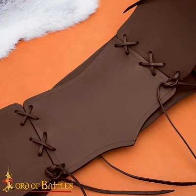 Ceinture Médiévale Large en Cuir – Boucles en Laiton Antique