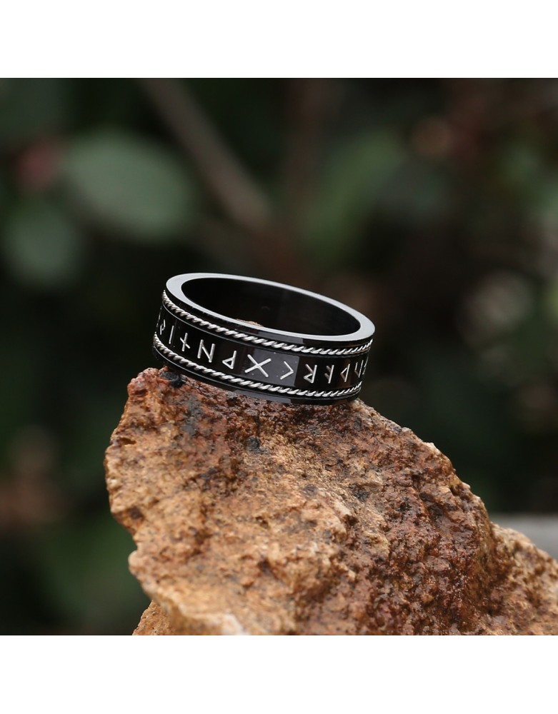 Bague runes noire antique - LA FORGE DES CHEVALIERS®