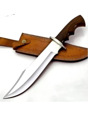 Couteau fait main en acier au carbone avec manche en bois